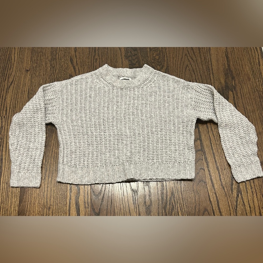 Gray cropped sweater
